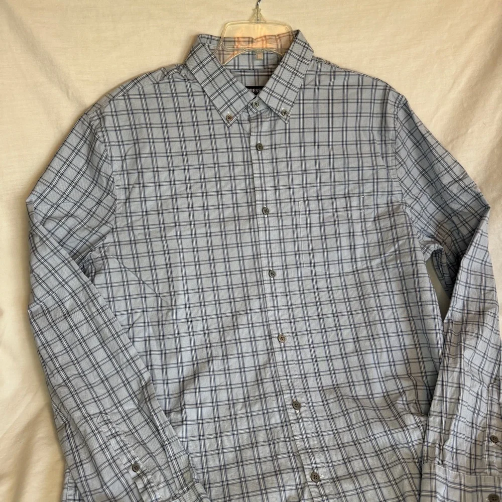 Express Men's Light Blue Checkered Shirt - Picture 2 of 5